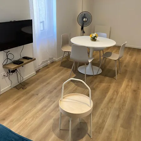 Premium Apartment *