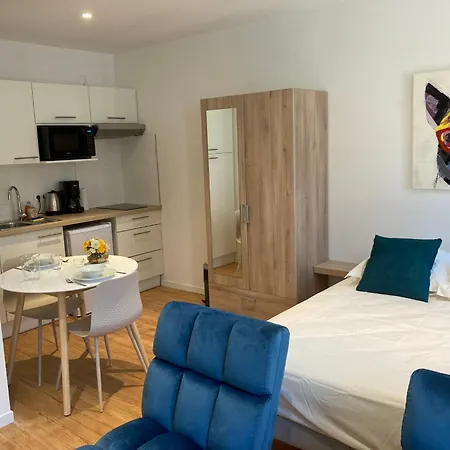 Premium Apartment *